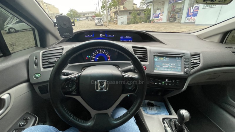 CIVIC 1.8 LXS 16V FLEX 4P MANUAL - 2012 - VILA FLORES