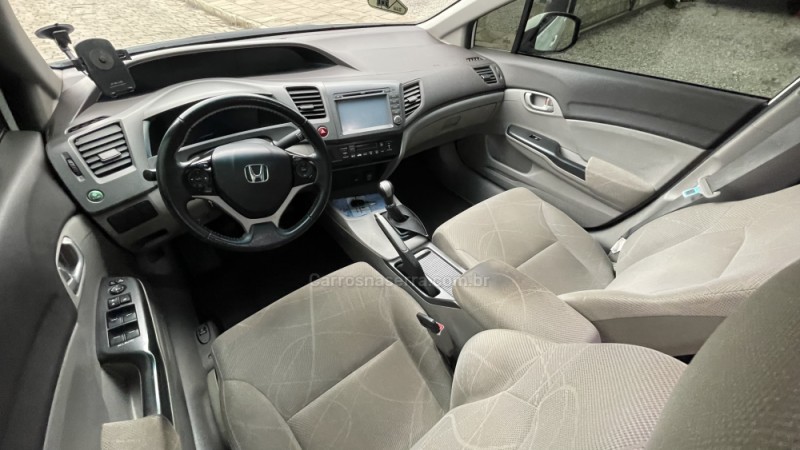 CIVIC 1.8 LXS 16V FLEX 4P MANUAL - 2012 - VILA FLORES