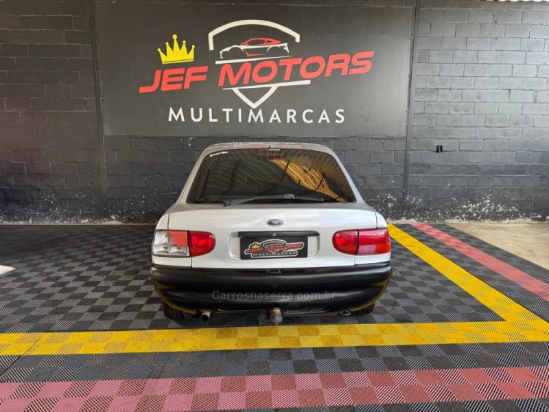 ESCORT 1.6 GL 8V GASOLINA 2P MANUAL - 2002 - CAXIAS DO SUL
