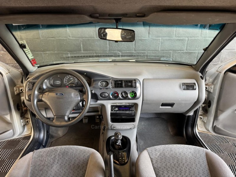 ESCORT 1.6 GL 8V GASOLINA 2P MANUAL - 2002 - CAXIAS DO SUL