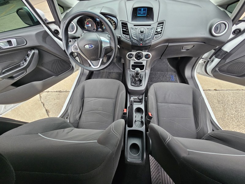 FIESTA 1.6 SE HATCH PLUS 16V FLEX 4P MANUAL - 2014 - CAXIAS DO SUL