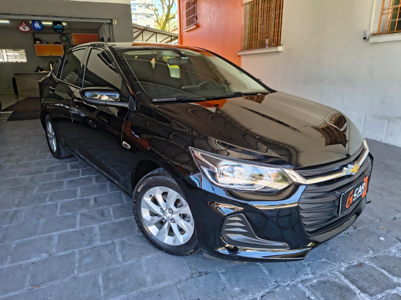 ONIX 1.0	LT PLUS 8V TURBO FLEX 4P AUTOMÁTICO - 2021 - CAXIAS DO SUL