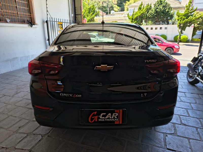ONIX 1.0	LT PLUS 8V TURBO FLEX 4P AUTOMÁTICO - 2021 - CAXIAS DO SUL