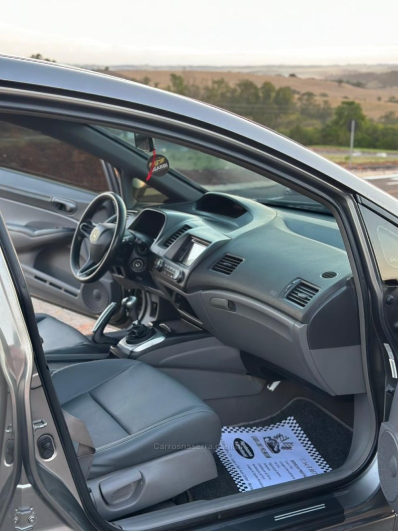 CIVIC 1.8 LXS 16V FLEX 4P MANUAL - 2008 - CAXIAS DO SUL
