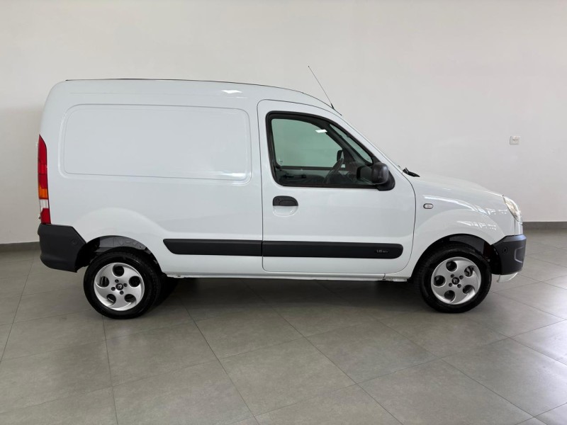 KANGOO 1.6 EXPRESS 16V FLEX 3P MANUAL - 2015 - FARROUPILHA