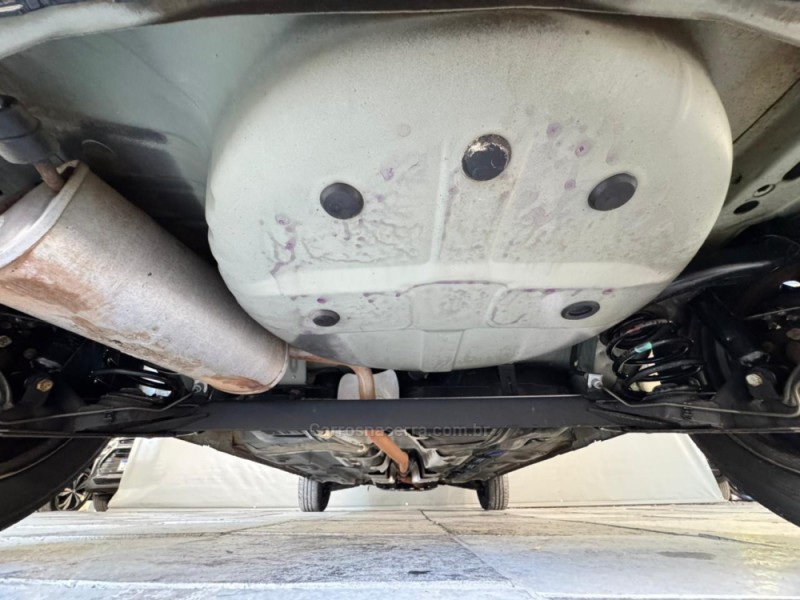 CELTA 1.0 MPFI LT 8V FLEX 4P MANUAL - 2013 - NOVA PRATA