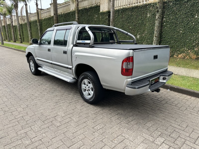 S10 2.8 DLX 4X2 CD 12V TURBO INTERCOOLER DIESEL 4P MANUAL - 2001 - CAXIAS DO SUL