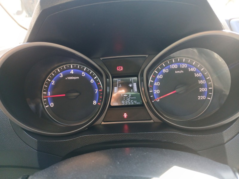 HB20 1.6 COMFORT 16V FLEX 4P MANUAL - 2015 - FARROUPILHA