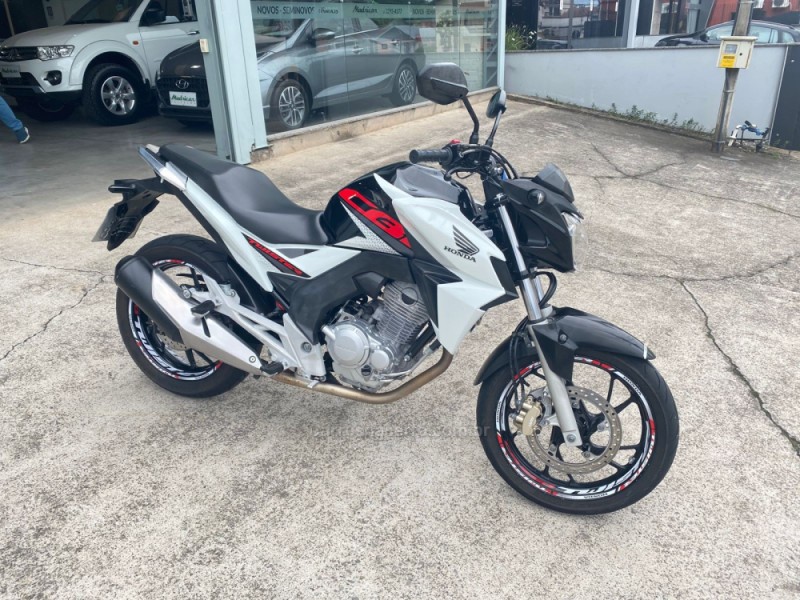 CB 250F TWISTER CBS - 2019 - FLORES DA CUNHA