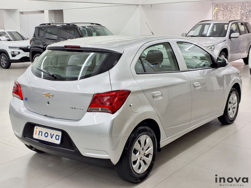 ONIX 1.0 MPFI LT 8V FLEX 4P MANUAL - 2017 - NOVO HAMBURGO