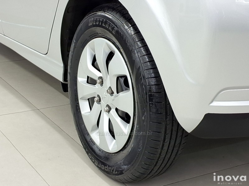 ONIX 1.0 MPFI LT 8V FLEX 4P MANUAL - 2017 - NOVO HAMBURGO