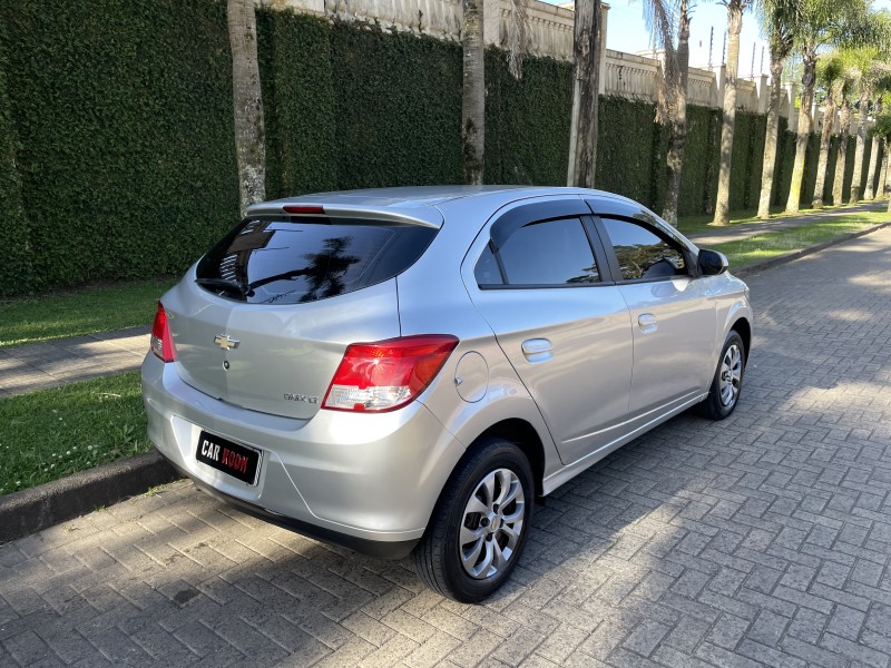 ONIX 1.0 MPFI LT 8V FLEX 4P MANUAL - 2014 - CAXIAS DO SUL