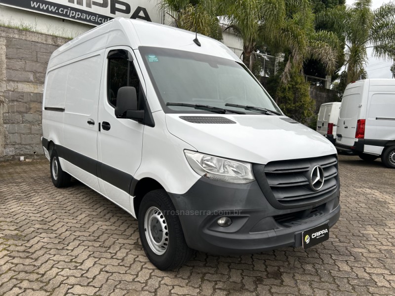 sprinter 2.2 chassi 416 furgao longo ta diesel 2p manual 2021 farroupilha