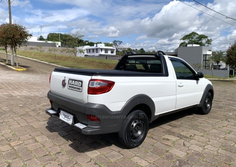 STRADA 1.4 MPI HARD WORKING CS 8V FLEX 2P MANUAL - 2017 - GUAPORé