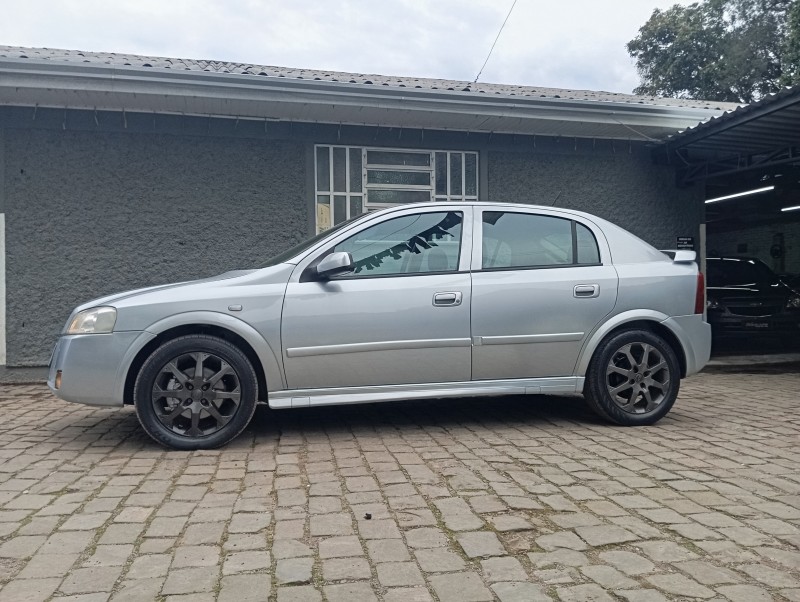 ASTRA 2.0 MPFI ADVANTAGE 8V FLEX 4P MANUAL - 2011 - CAXIAS DO SUL