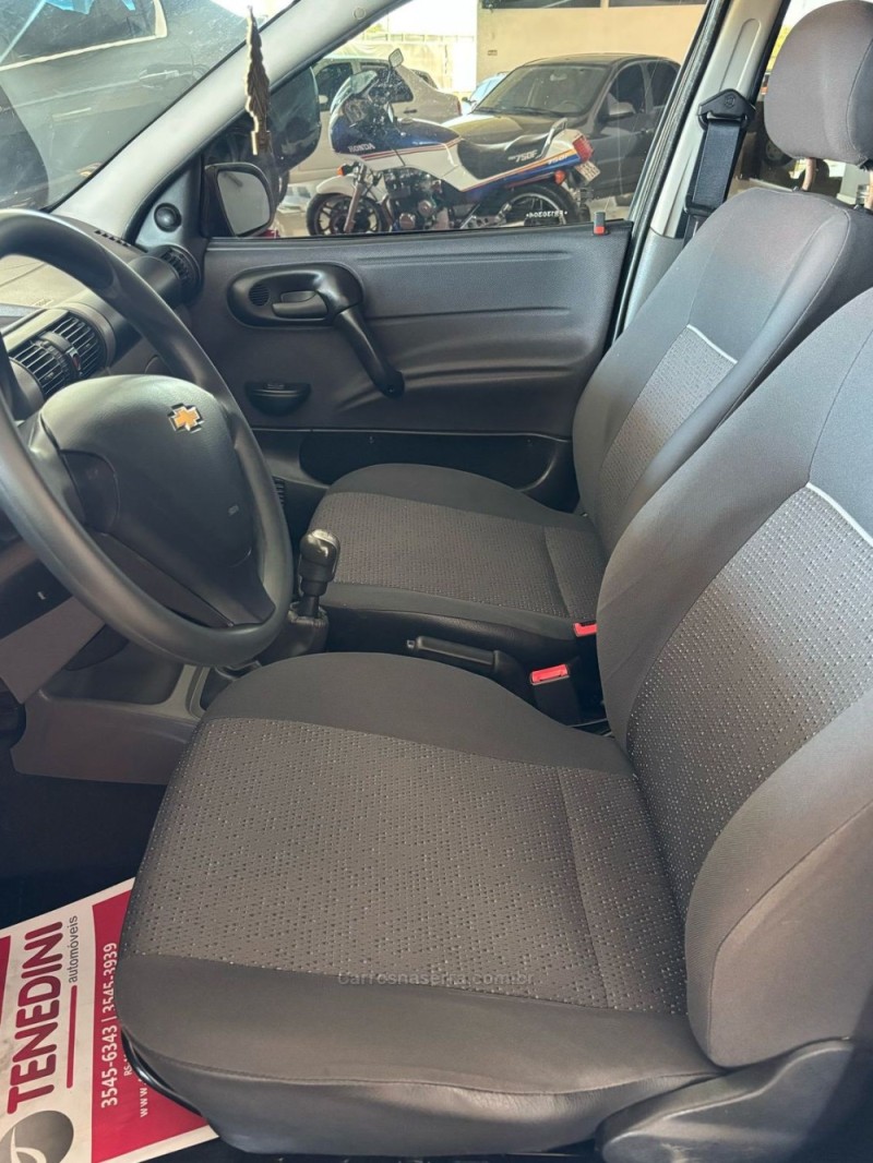 CLASSIC 1.0 MPFI LS 8V GASOLINA 4P MANUAL - 2015 - IGREJINHA