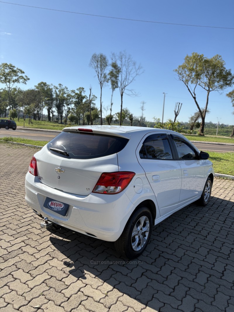 ONIX 1.0 LT 12V FLEX 4P MANUAL - 2016 - LAJEADO