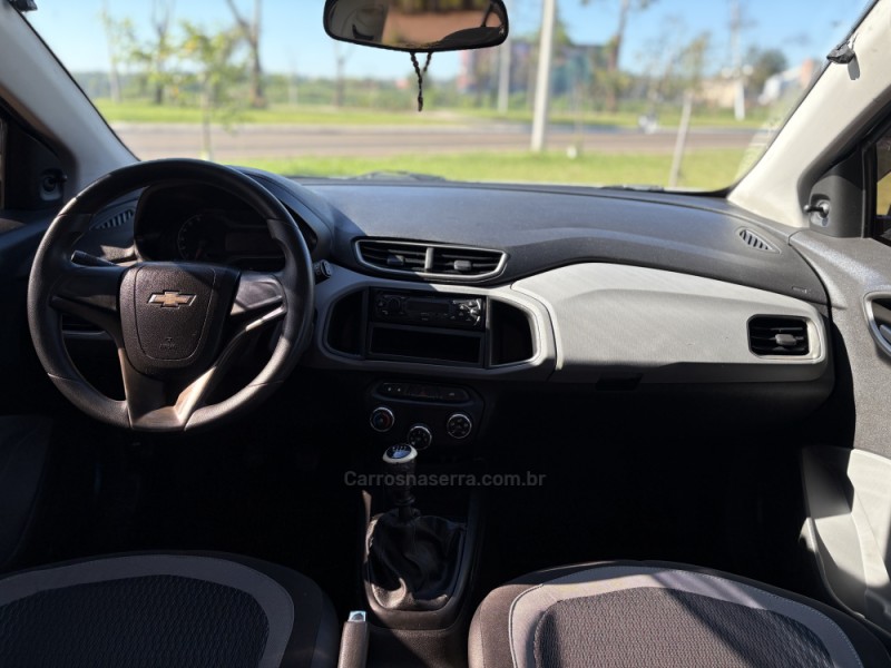 ONIX 1.0 LT 12V FLEX 4P MANUAL - 2016 - LAJEADO