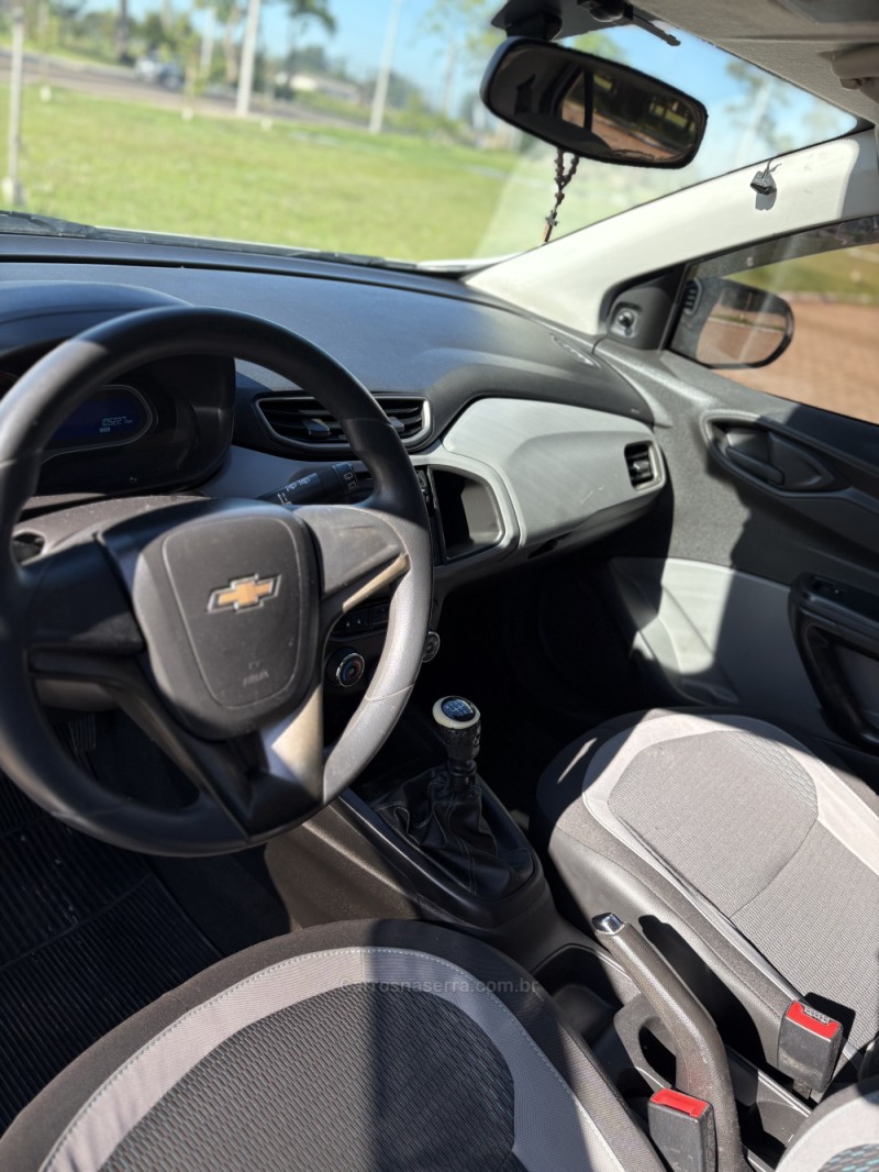 ONIX 1.0 LT 12V FLEX 4P MANUAL - 2016 - LAJEADO