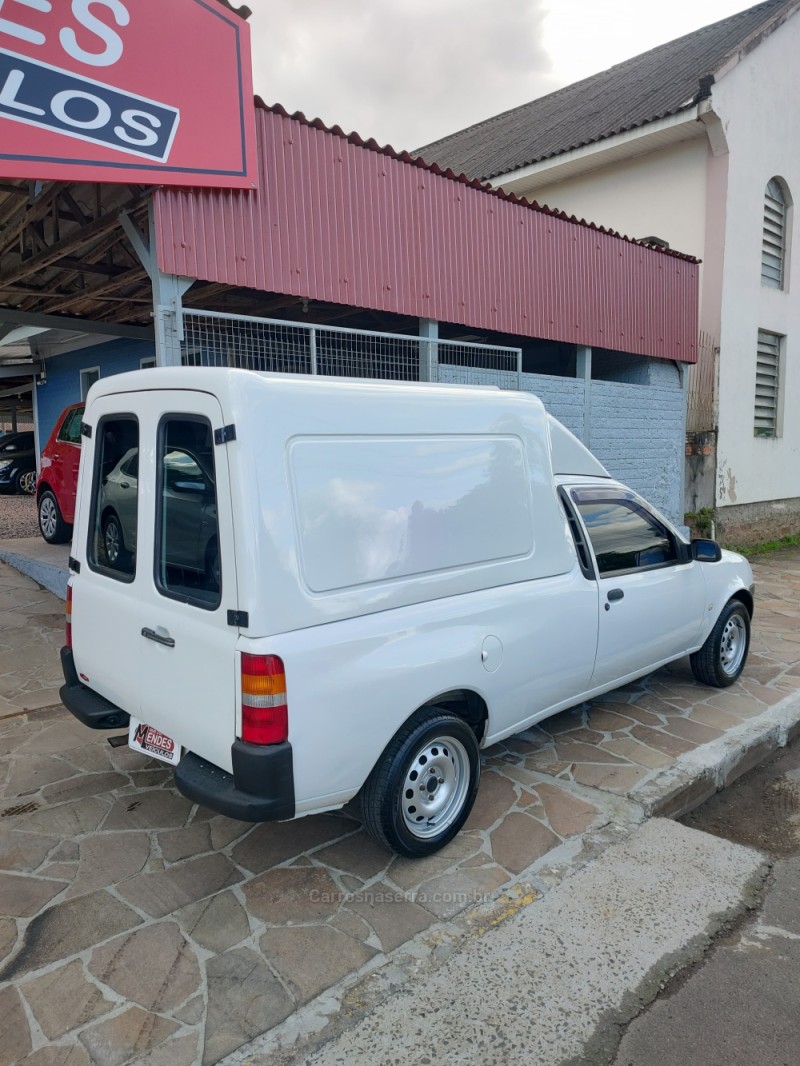 COURIER 1.6 L 8V FLEX MANUAL - 2008 - TRêS COROAS