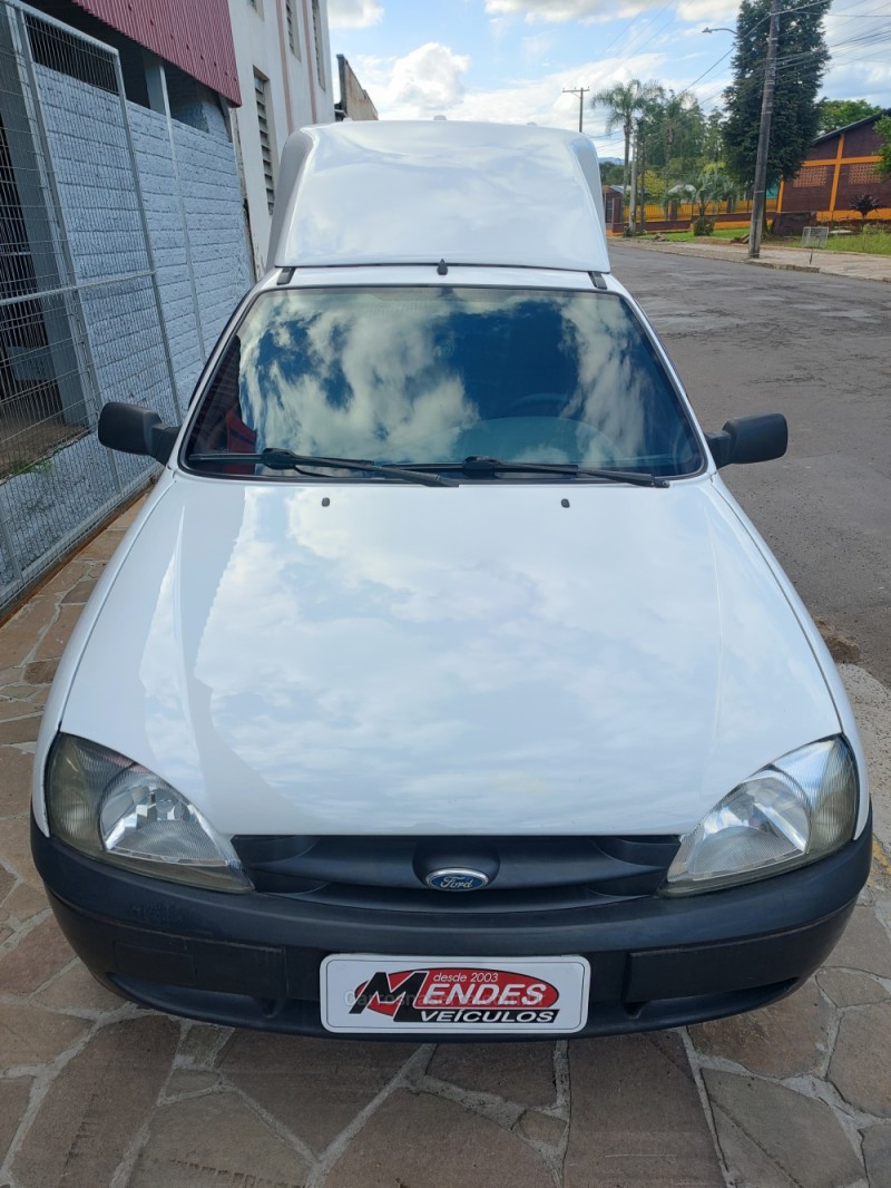 COURIER 1.6 L 8V FLEX MANUAL - 2008 - TRêS COROAS