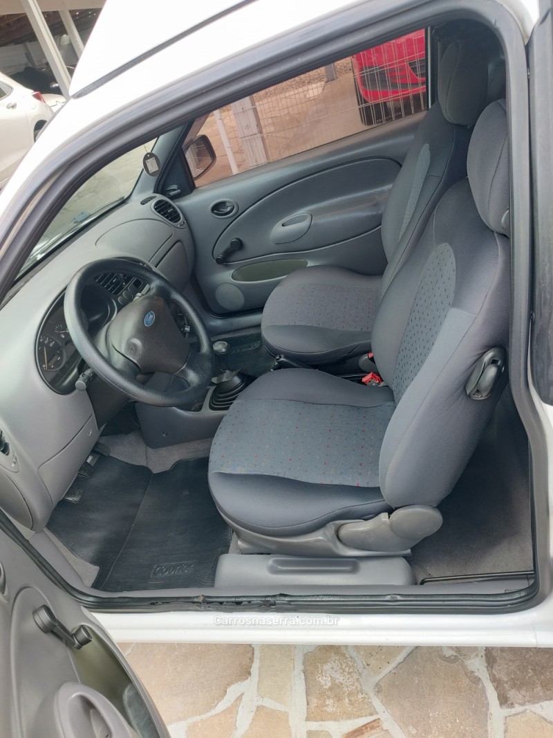 COURIER 1.6 L 8V FLEX MANUAL - 2008 - TRêS COROAS