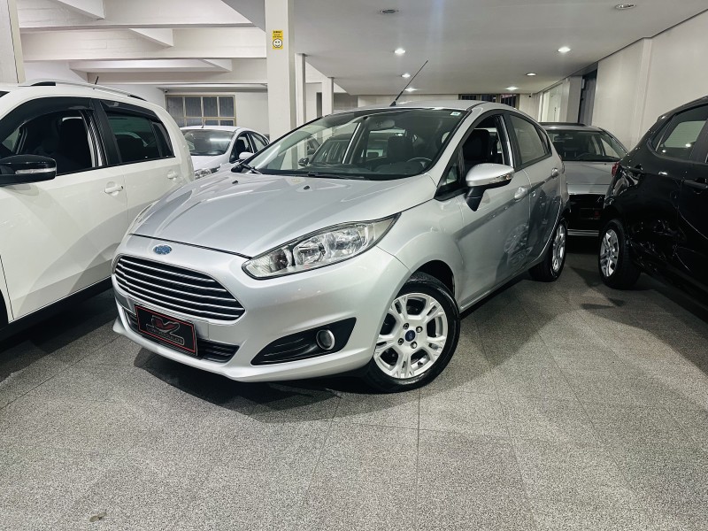 FIESTA 1.6 SE HATCH 16V FLEX 4P AUTOMÁTICO