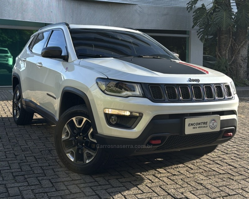 COMPASS 2.0 16V DIESEL TRAILHAWK 4X4 AUTOMÁTICO - 2017 - TAQUARA