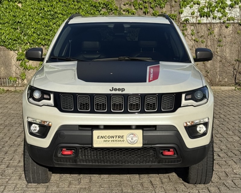 COMPASS 2.0 16V DIESEL TRAILHAWK 4X4 AUTOMÁTICO - 2017 - TAQUARA