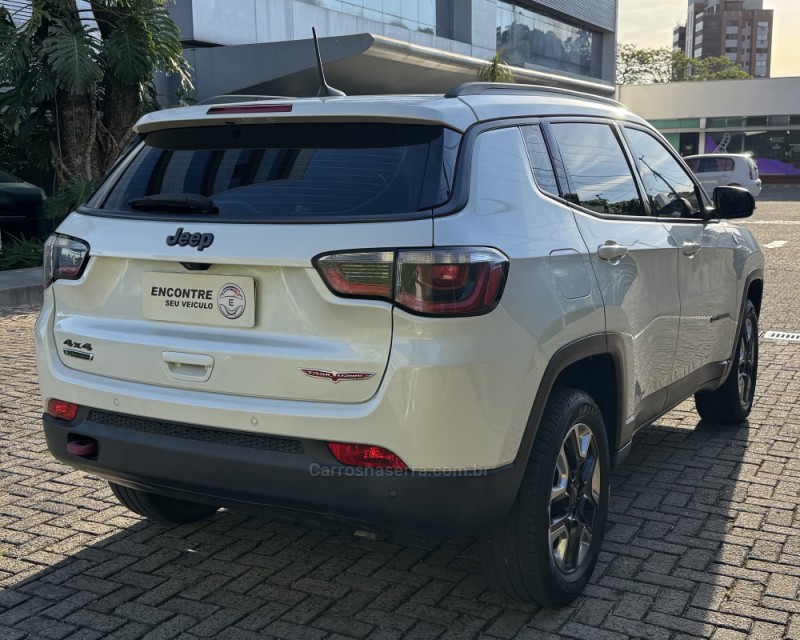 COMPASS 2.0 16V DIESEL TRAILHAWK 4X4 AUTOMÁTICO - 2017 - TAQUARA