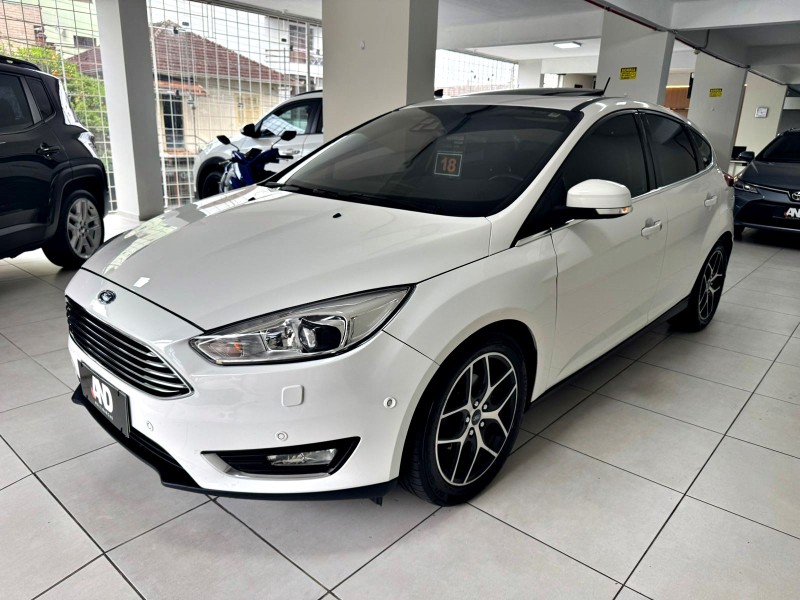 FOCUS 2.0 TITANIUM PLUS HATCH 16V FLEX 4P AUTO - 2018 - CAXIAS DO SUL