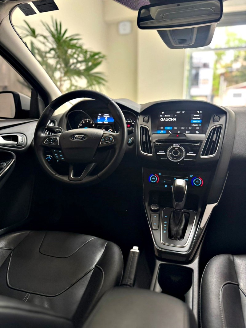 FOCUS 2.0 TITANIUM PLUS HATCH 16V FLEX 4P AUTO - 2018 - CAXIAS DO SUL