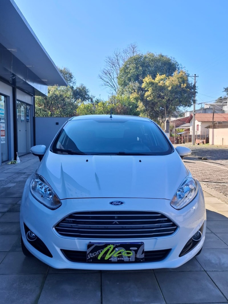 FIESTA 1.6 ROCAM SE 8V FLEX 4P MANUAL - 2014 - BENTO GONçALVES