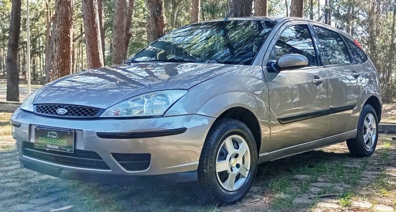 FOCUS 1.6 8V FLEX 4P MANUAL