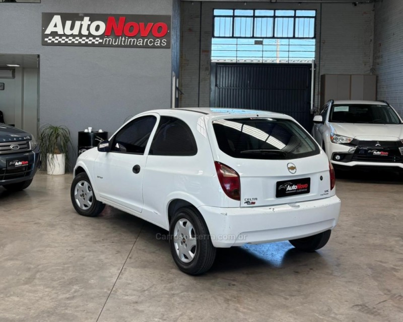 CELTA 1.0 MPFI VHC SPIRIT 8V FLEX 2P MANUAL - 2006 - VACARIA