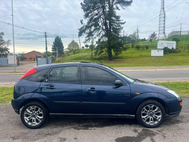 focus 2.0 ghia 16v gasolina 4p manual 2001 farroupilha