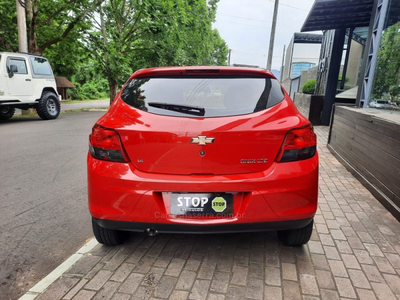 ONIX 1.4 MPFI LTZ 8V FLEX 4P MANUAL - 2016 - DOIS IRMãOS