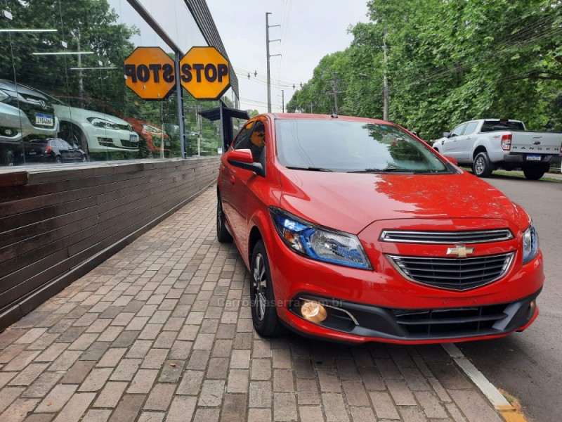 ONIX 1.4 MPFI LTZ 8V FLEX 4P MANUAL - 2016 - DOIS IRMãOS