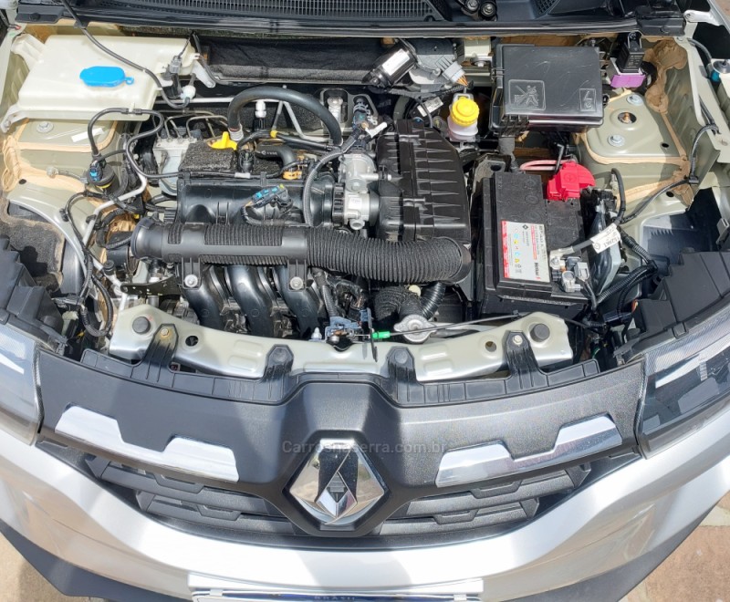 KWID 1.0 12V SCE FLEX INTENSE MANUAL - 2023 - TRêS COROAS