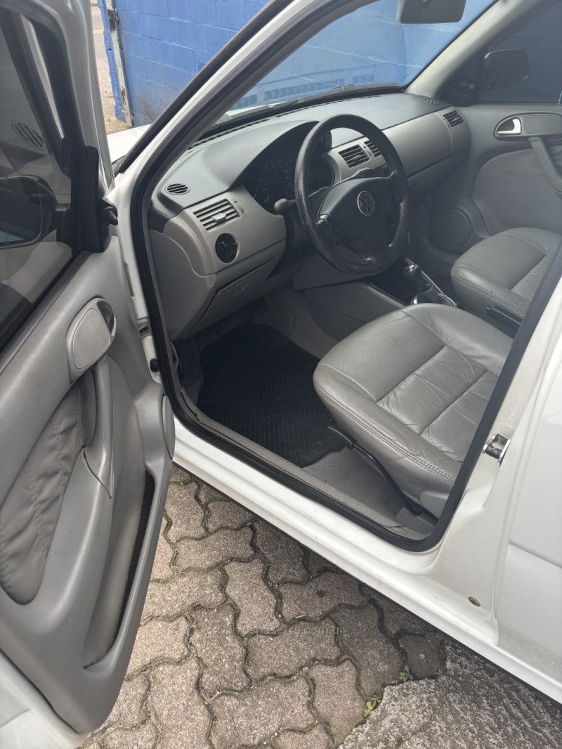 SAVEIRO 1.8 MI CS 8V GASOLINA 2P MANUAL G.III - 2001 - CAXIAS DO SUL