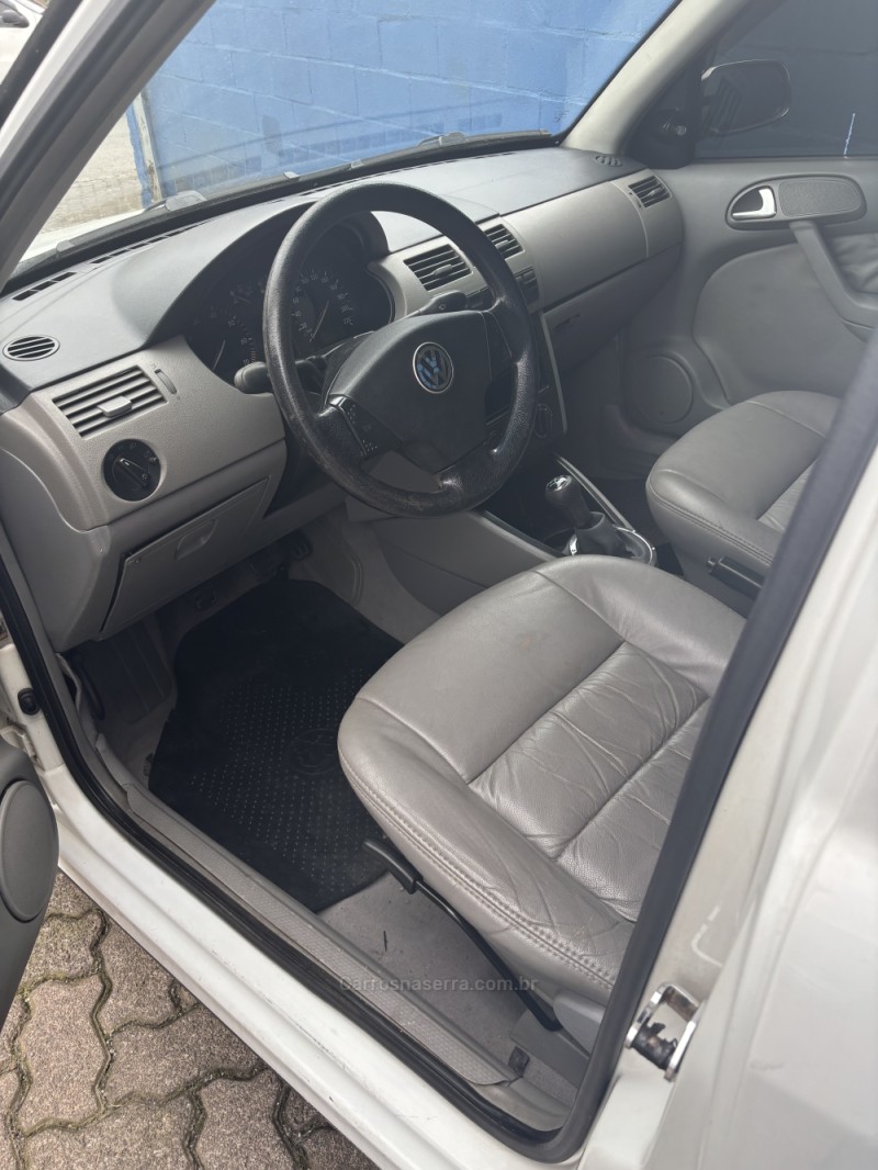 SAVEIRO 1.8 MI CS 8V GASOLINA 2P MANUAL G.III - 2001 - CAXIAS DO SUL