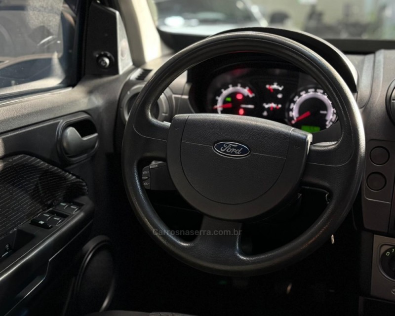 ECOSPORT 1.6 XLT FREESTYLE 8V FLEX 4P MANUAL - 2011 - VACARIA