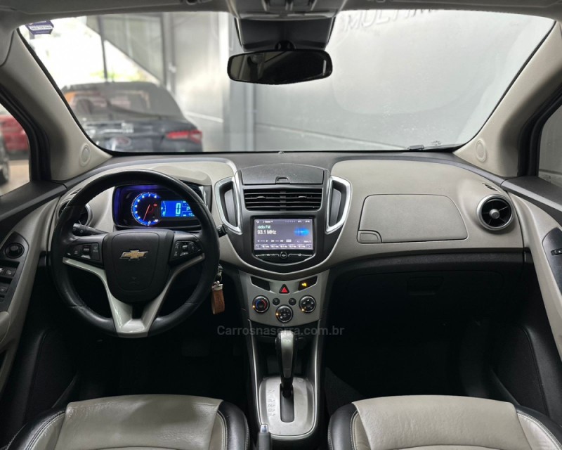 TRACKER 1.8 MPFI LTZ 4X2 16V FLEX 4P AUTOMÁTICO - 2015 - VACARIA