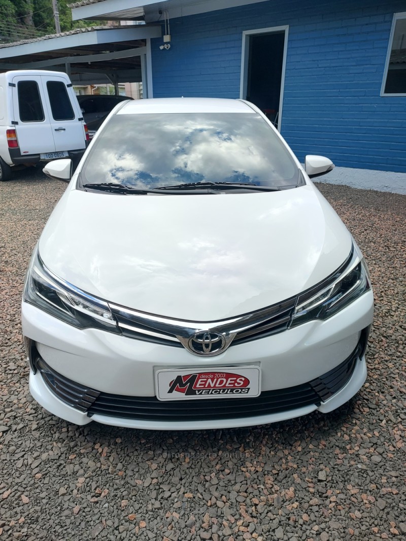 COROLLA 2.0 XRS 16V FLEX 4P AUTOMÁTICO - 2018 - TRêS COROAS