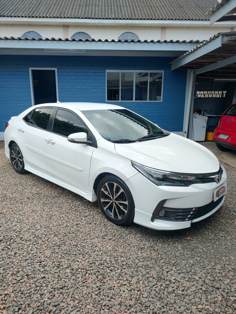 COROLLA 2.0 XRS 16V FLEX 4P AUTOMÁTICO - 2018 - TRêS COROAS