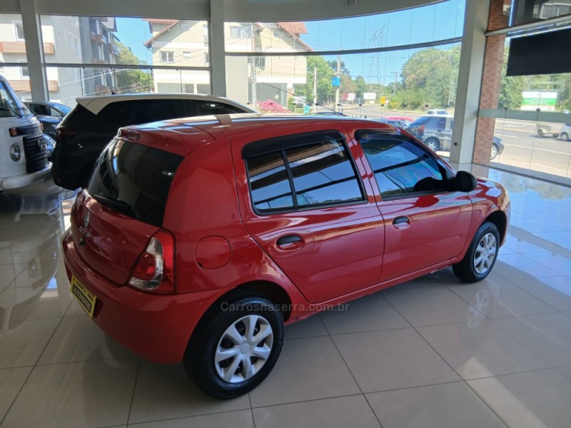 CLIO 1.0 EXPRESSION 16V HI-FLEX 4P MANUAL - 2015 - NOVA PETRóPOLIS