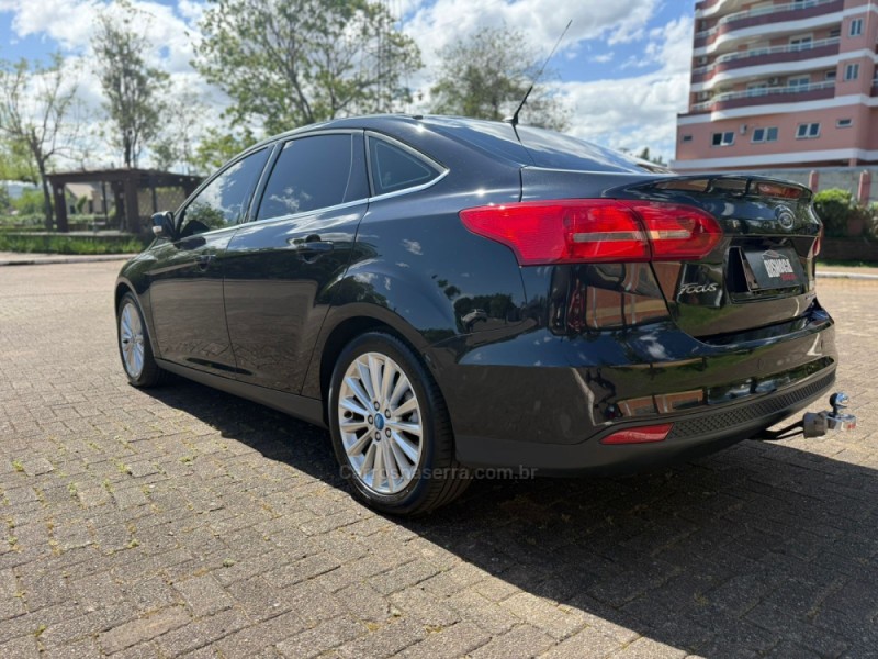 FOCUS 2.0 TITANIUM 16V FLEX 4P AUTOMÁTICO - 2016 - BROCHIER