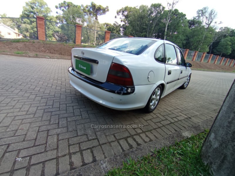 VECTRA 2.0 MPFI GLS 8V GASOLINA 4P MANUAL - 1998 - CAXIAS DO SUL