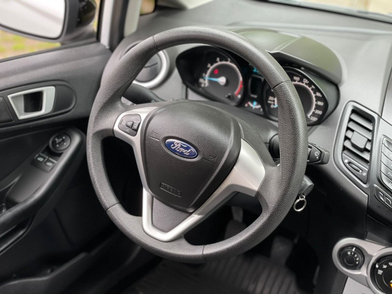 FIESTA 1.6 SE STYLE HATCH 16V FLEX 4P MANUAL - 2019 - FARROUPILHA