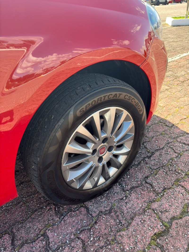 PUNTO 1.4 ATTRACTIVE 8V FLEX 4P MANUAL - 2014 - FARROUPILHA